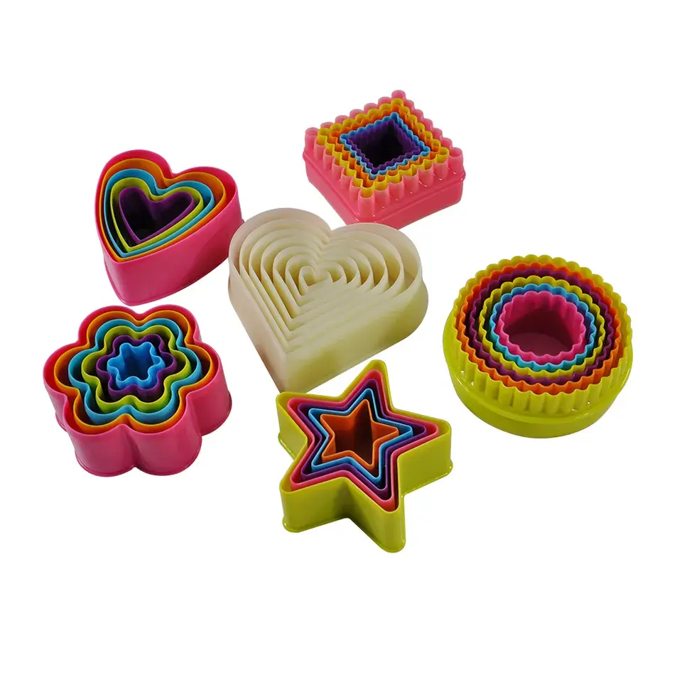Pack Escolar Girls 10 - Lonchera Tipo Bento Rosado con Pack de Cortadores